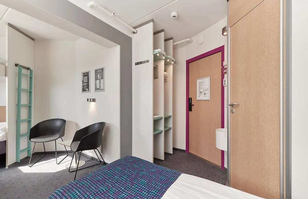 Cabinn Metro-1